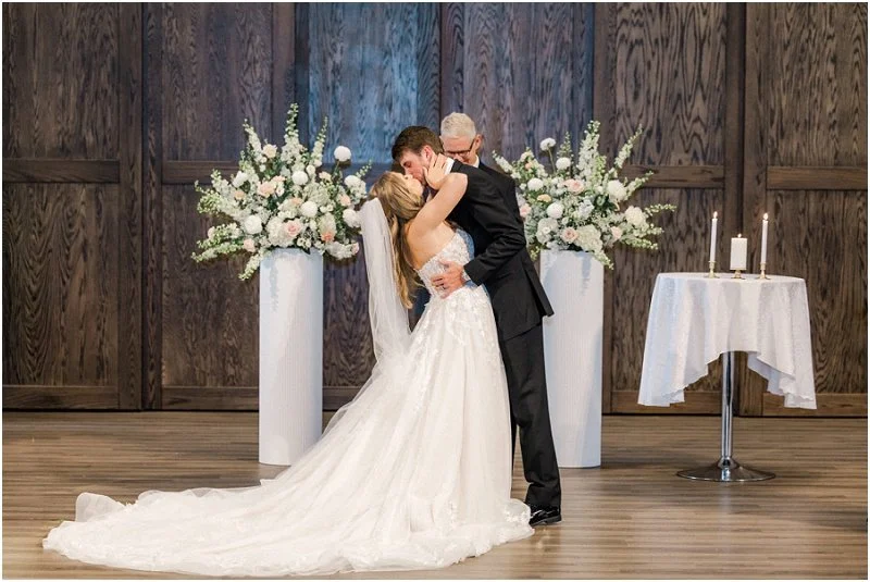 Drew & Lindsey-0920.jpg