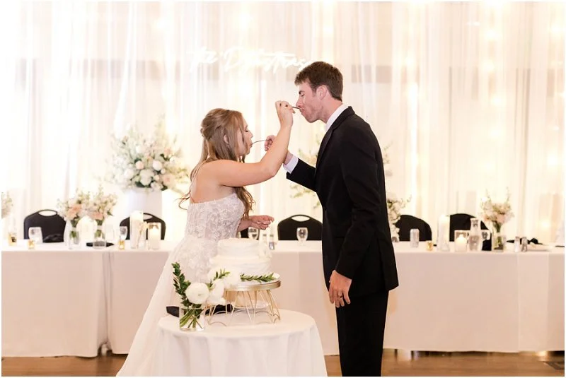 Drew & Lindsey-1168.jpg