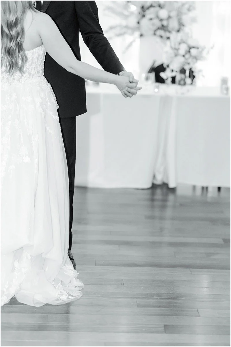 Drew & Lindsey-1527.jpg