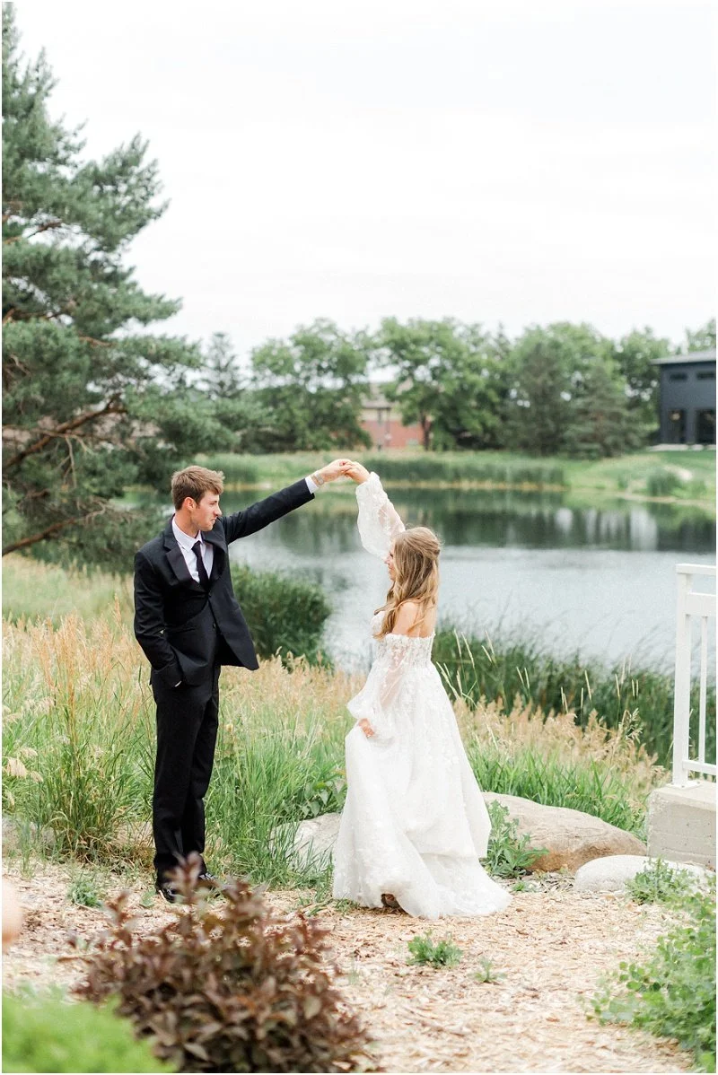 Drew & Lindsey-1729.jpg