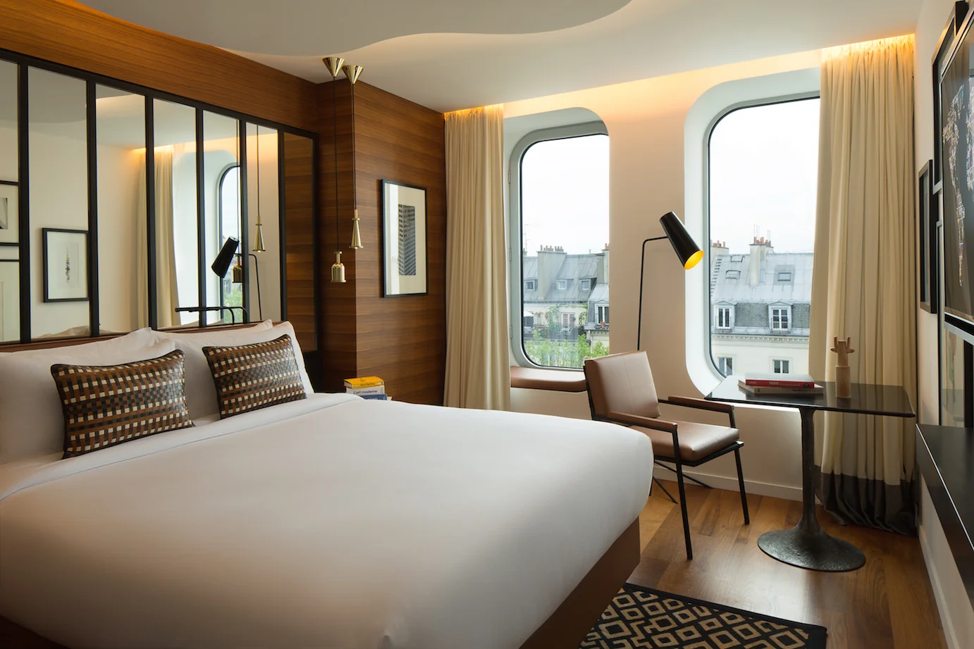 Renaissance Hotel Paris Republique- Guest Room