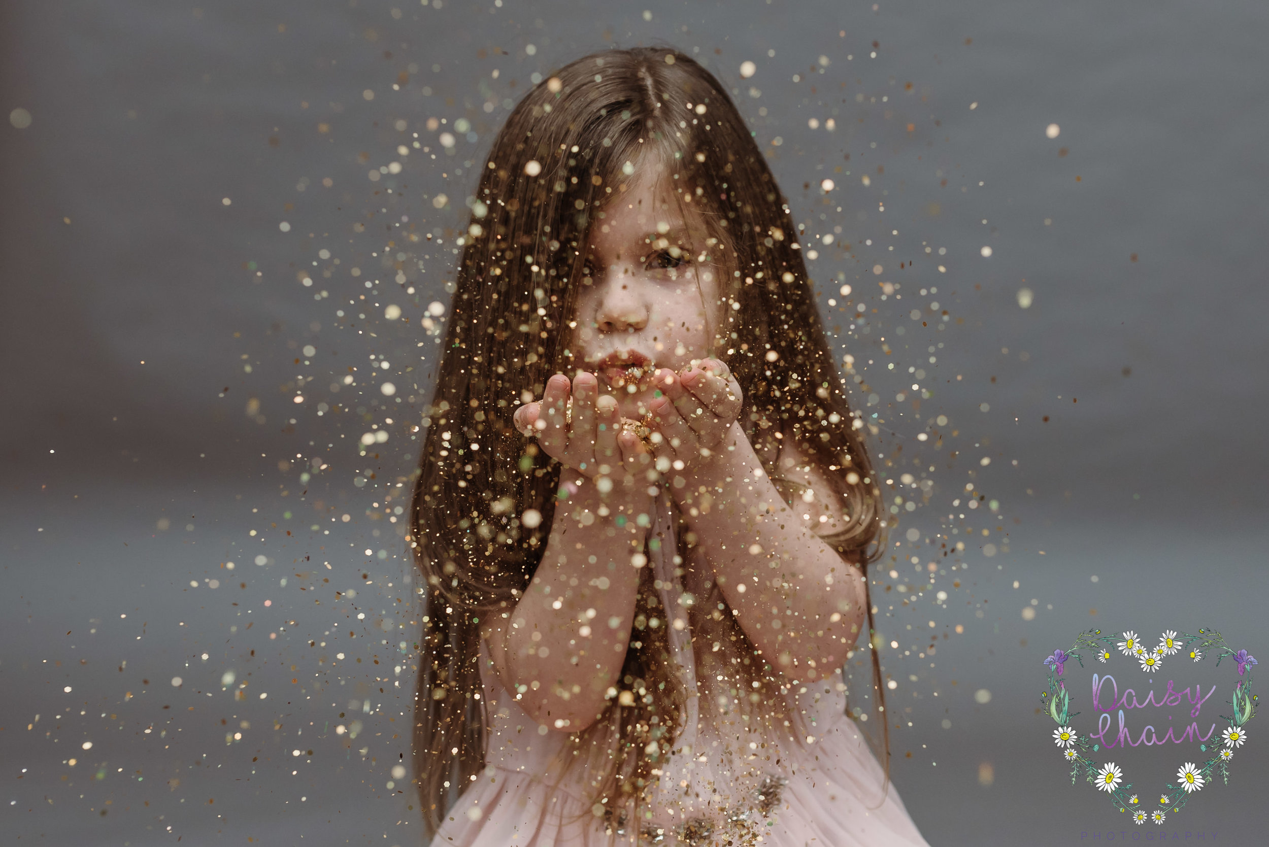Lancashire family photographer - glitter