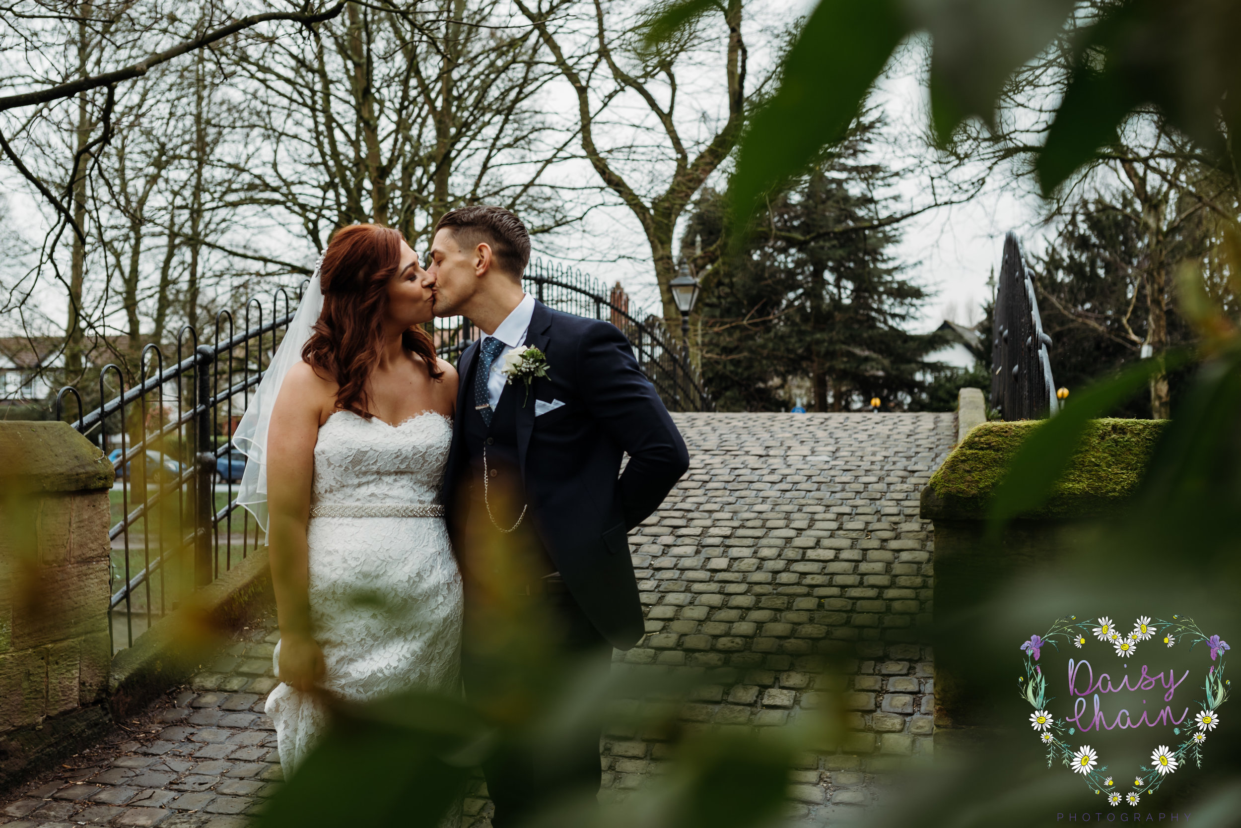 Worsley canal - wedding photographer