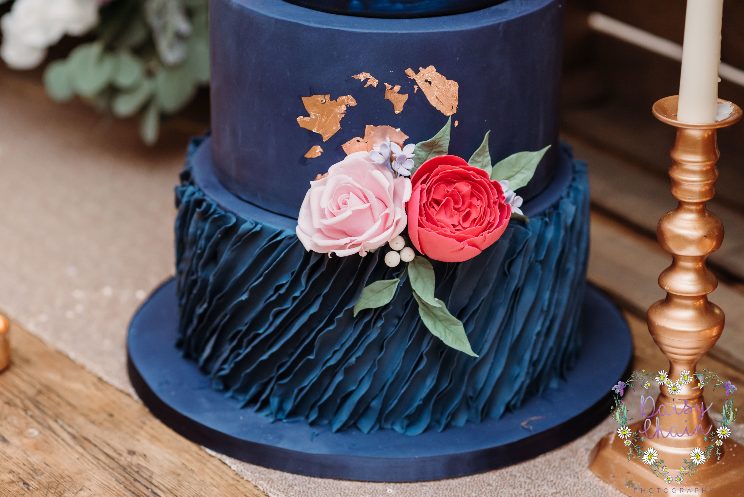 Rustic wedding cake