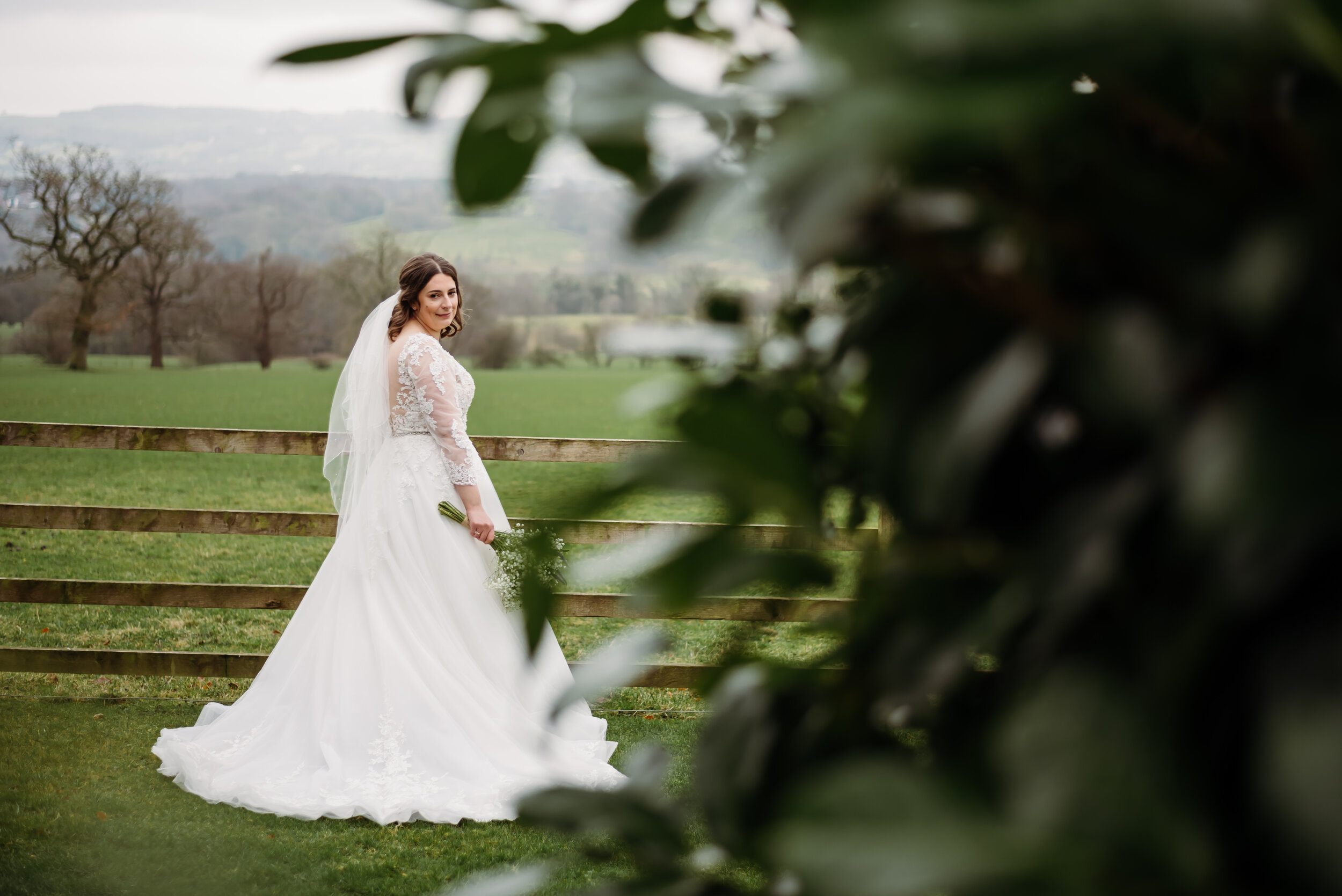 Bride portraits in the garden at The Shireburn Arms
