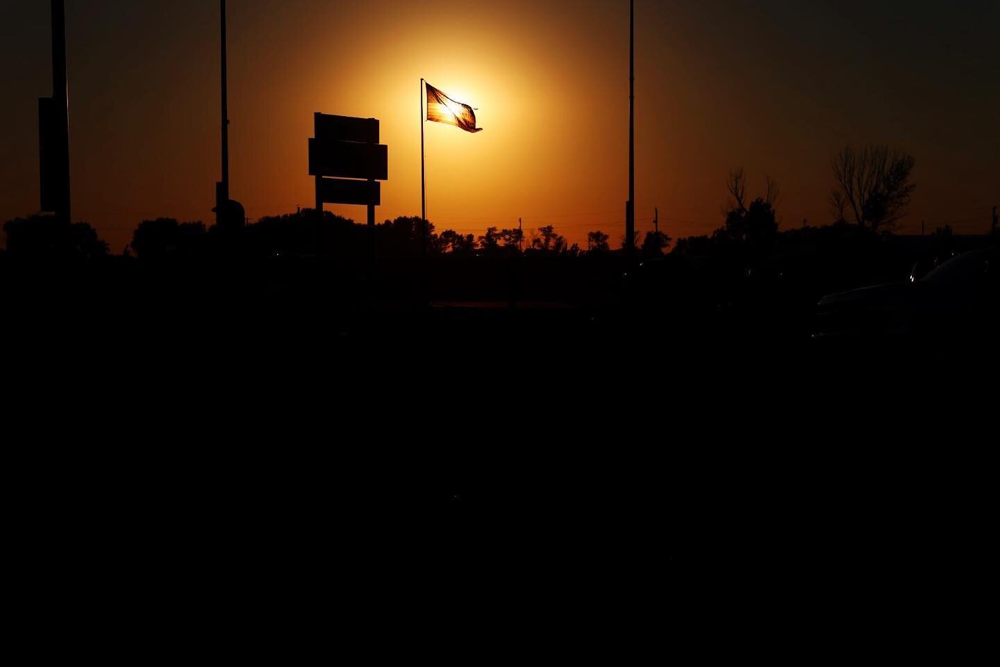 Hard to beat a sunset behind a race track! 

#home #myhometrack #racetrack #cannon #cannonphotography #sprintcarracing #sprintcars #worldofoutlaws