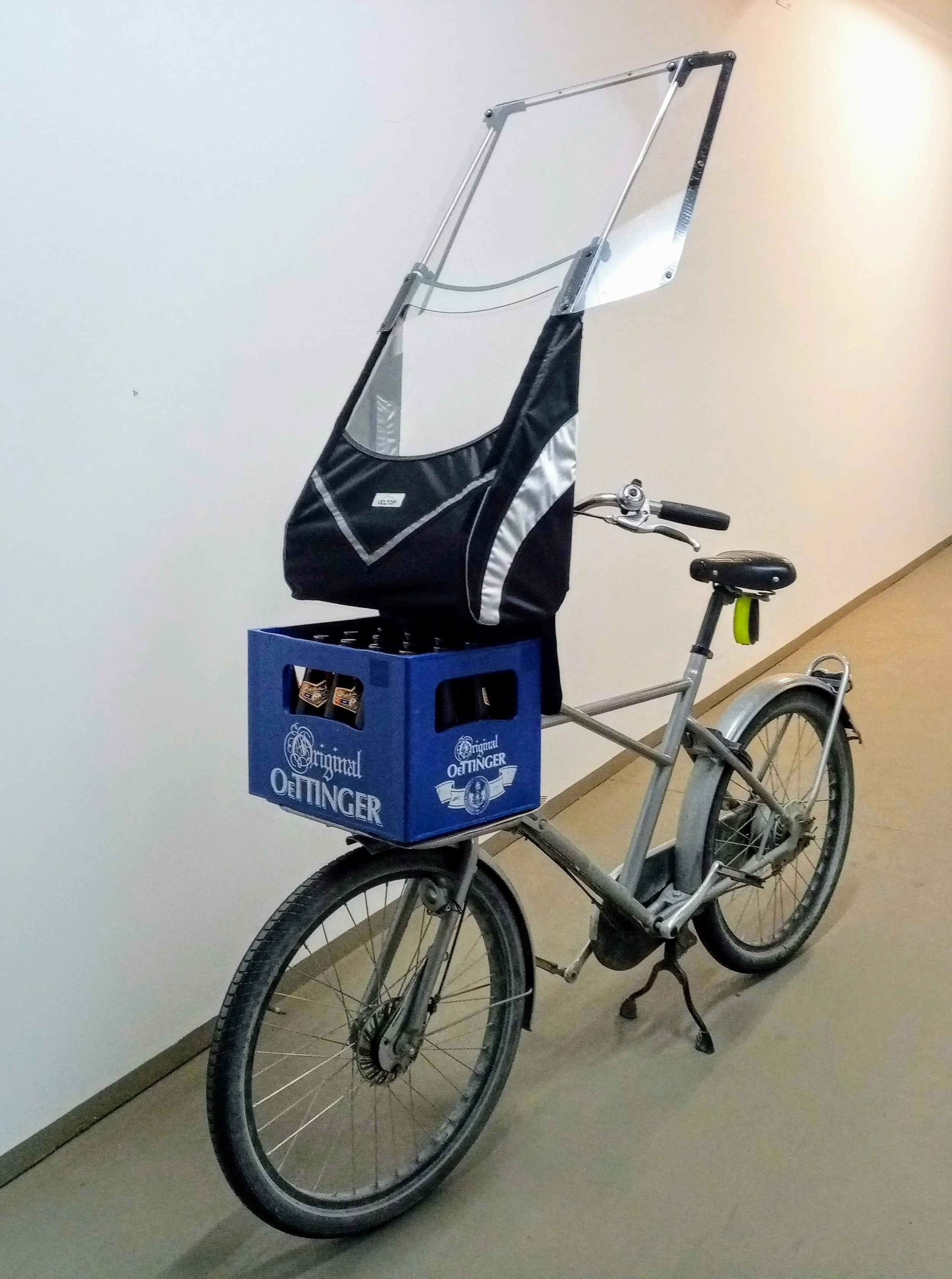 How to Stay Dry on a Bicycle