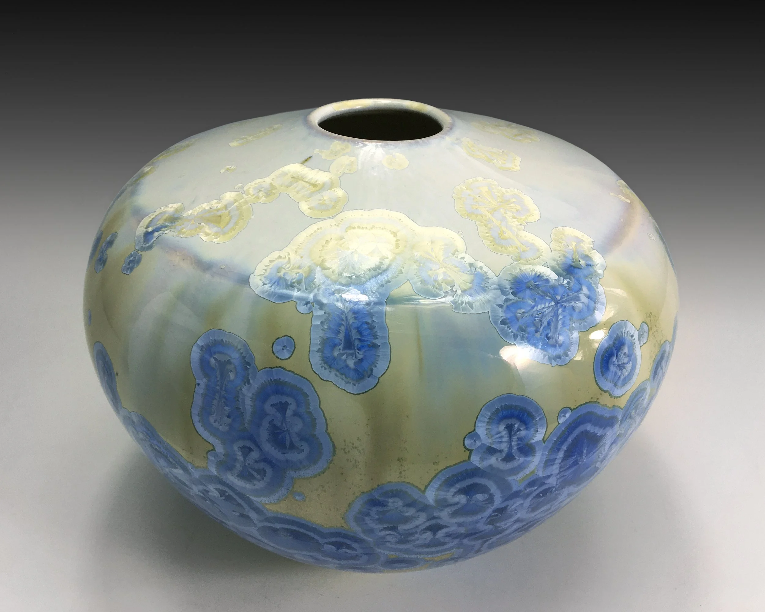 Round Crystalline Vessel.jpg