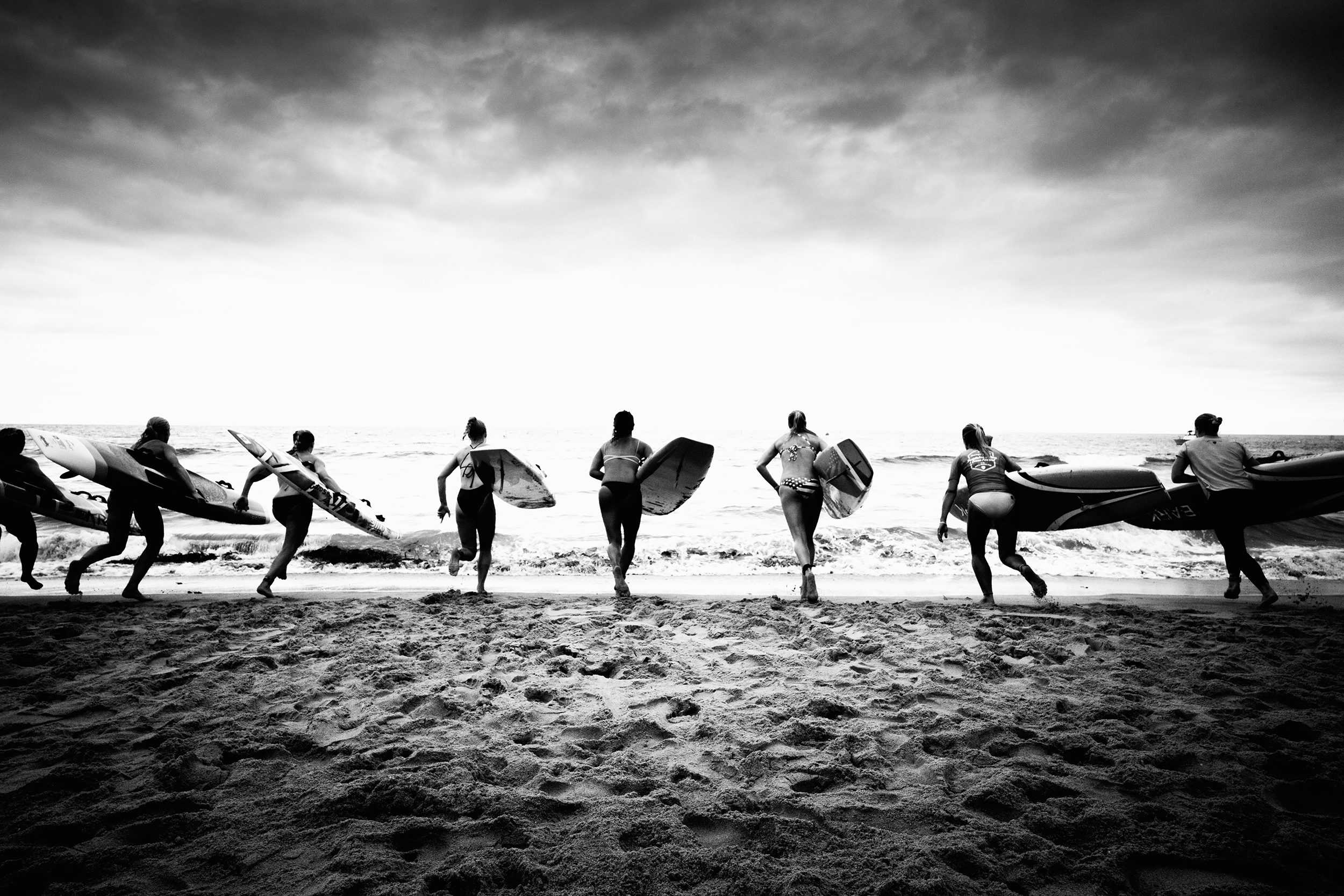 MarkT_untitled_surfers.jpg