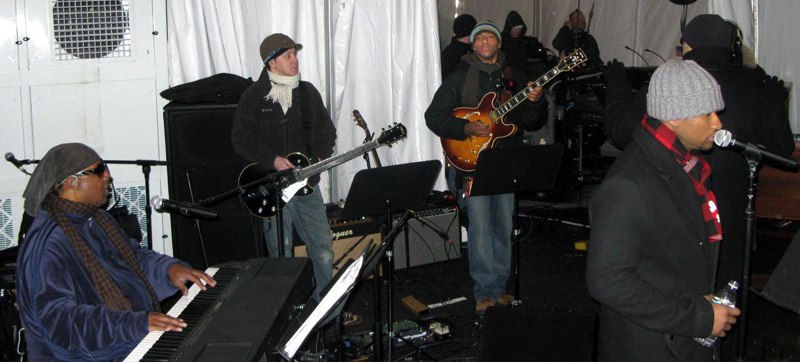  Stevie Wonder, Usher, Rehearsal for Obama Inauguration, DC, “We are One”