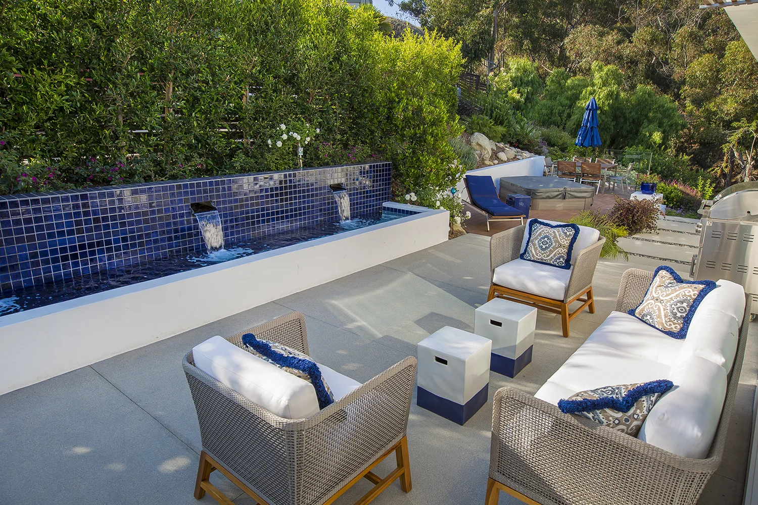 LHP_1250 Church_07.jpg