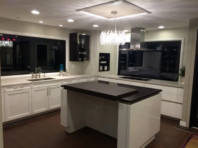 Compact style (A) eat-in area in a kitchen