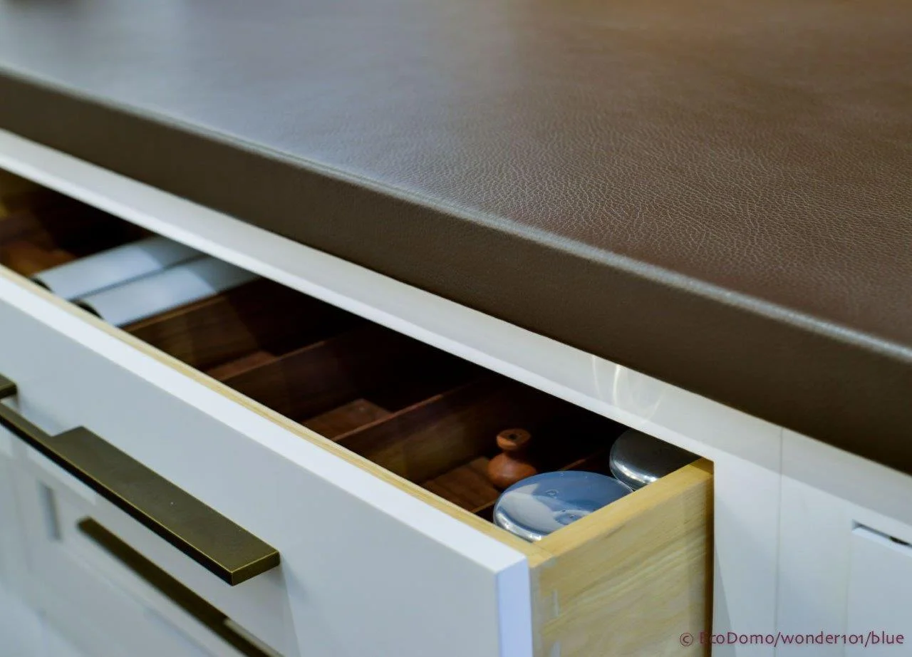 2-1/8" thick Mink countertop in a hutch - edge detail.