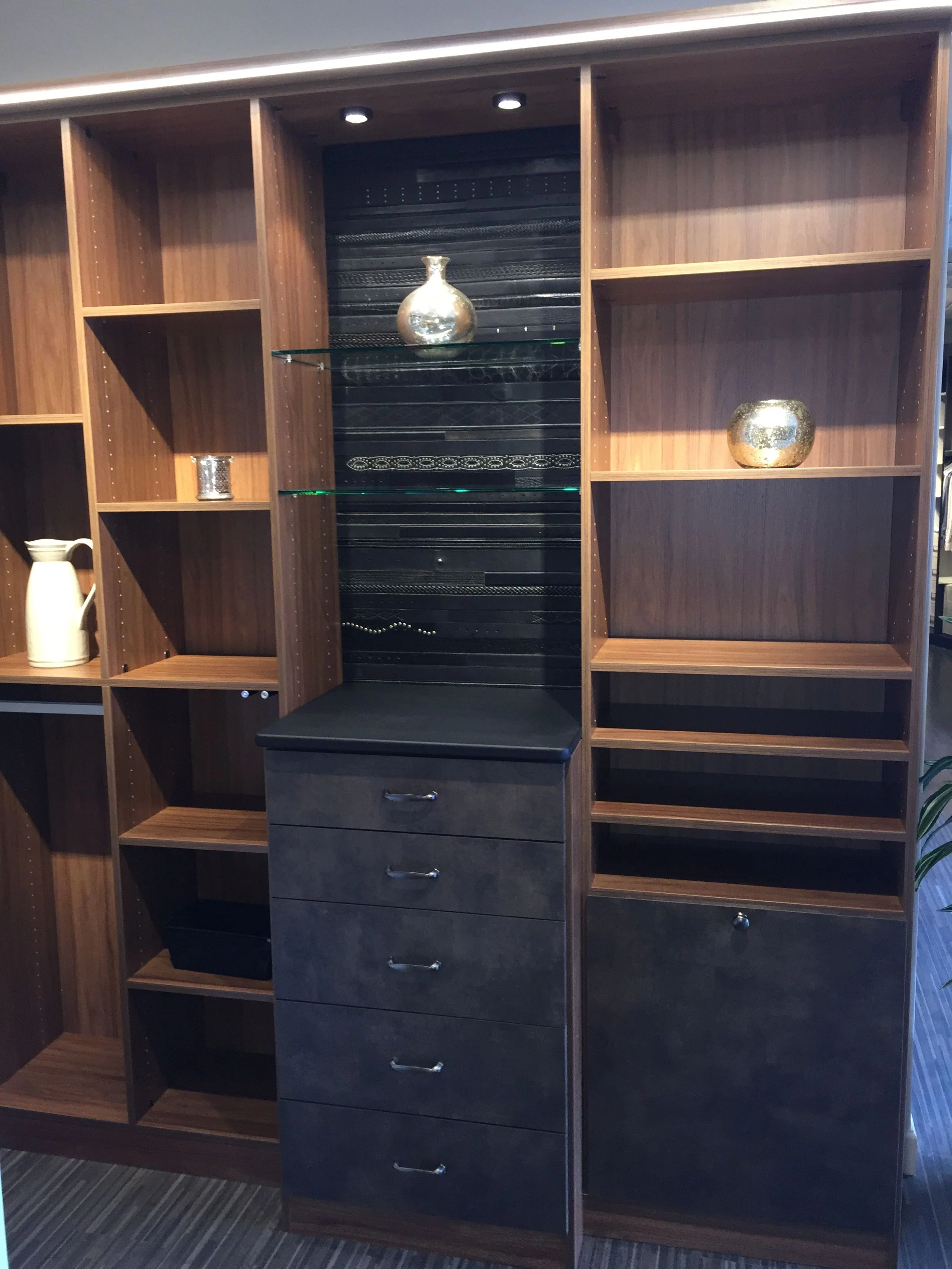 Compact Style (A) Nigrine eather countertop with EcoDomo Phoenix Collection black belt panel and Antique Black Walrus dECOLeather drawer fronts fabricated by EcoDomo. 