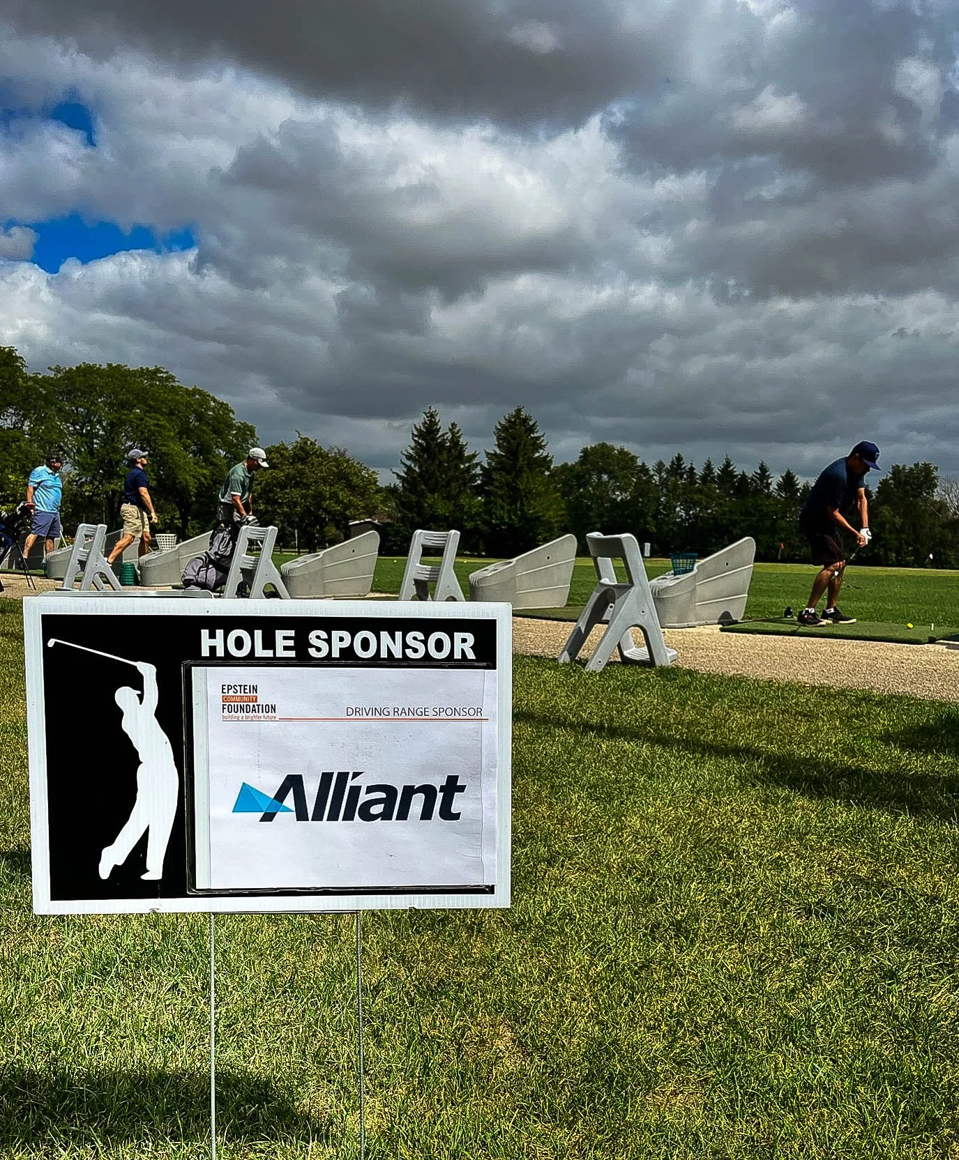 ECFgolf2022_general pics-111 - Alliant Sign.jpg