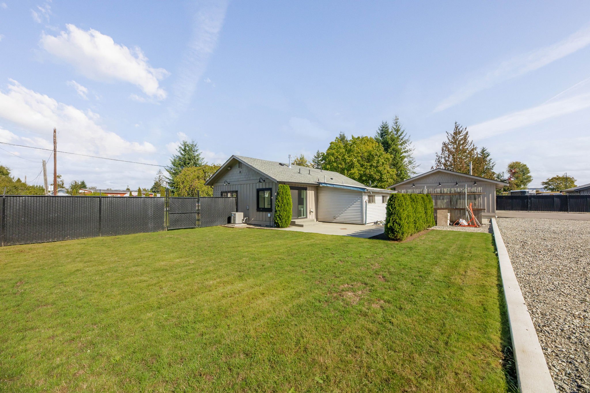 21-web-or-mls-BOBC6454.jpg (Copy)