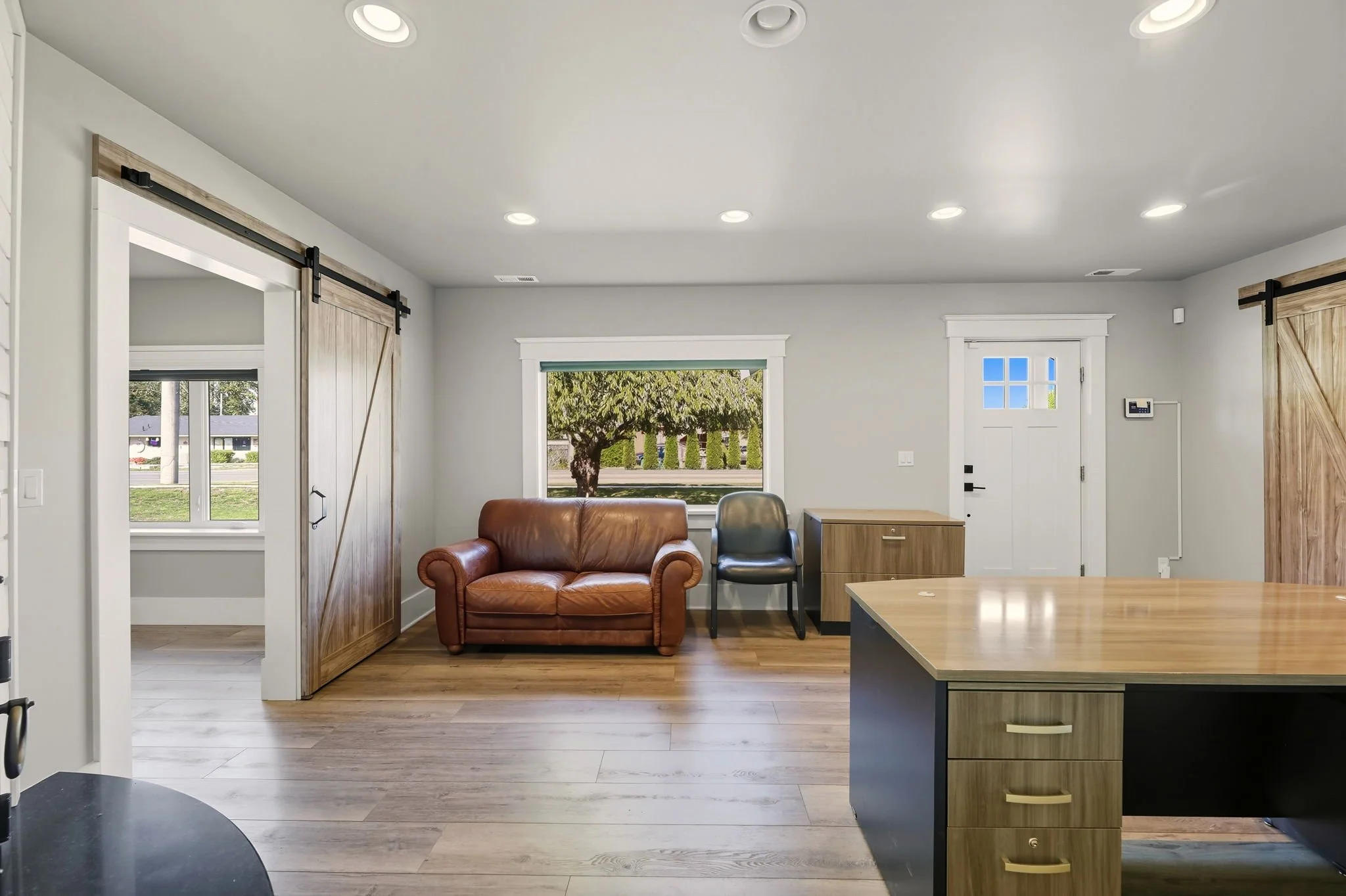 48-web-or-mls-BOBC6540.jpg (Copy)