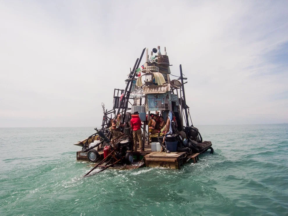 crazy garbage boat.jpg