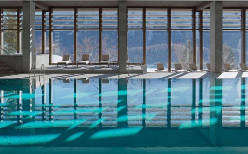 Wylde World: Swiss Deluxe Hotels 