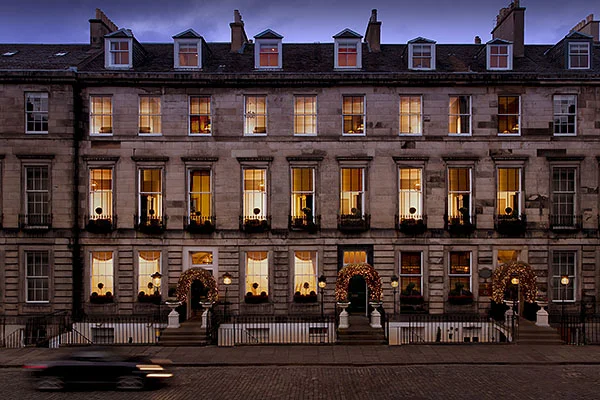 Wylde World: Nira Caledonia Hotel, Edinburgh