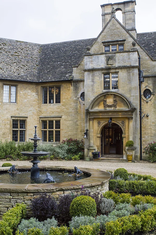 Foxhill Manor exterior