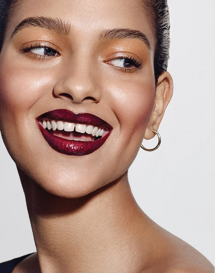 Studio Eye Gloss in Lightly Tauped / Lip Pencil in Nightmoth / Patent Polish Lip Pencil in Sultana. All make-up by MAC