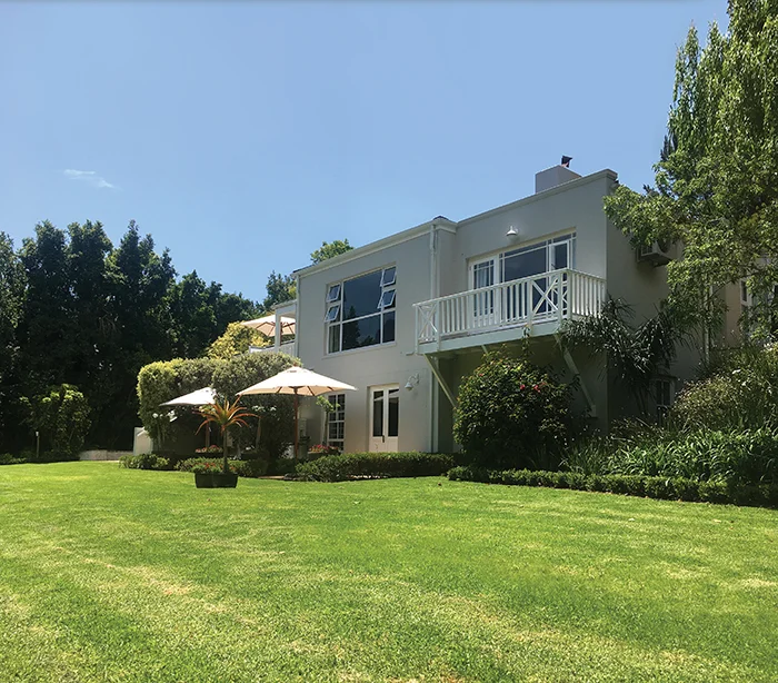 Wylde World: 18 on Hillwood, Cape Town