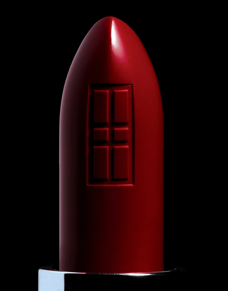 Elizabeth Arden Beautiful Color Lipstick in Scarlet