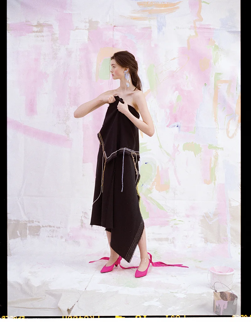 Dress: Pringle / Shoes: Manolo Blahnik