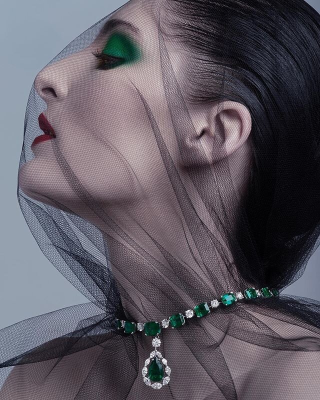 Stunning image from the &ldquo;Un Baiser A Travers Un Voile&rdquo; story in the latest issue 💎💎💎 @ruifaria_ shoots gorgeous @annie_tice wearing an emerald and diamond necklace by @davidmorrisjeweller 💎💎💎 Make-up by @terrybarberonbeauty / Hair b