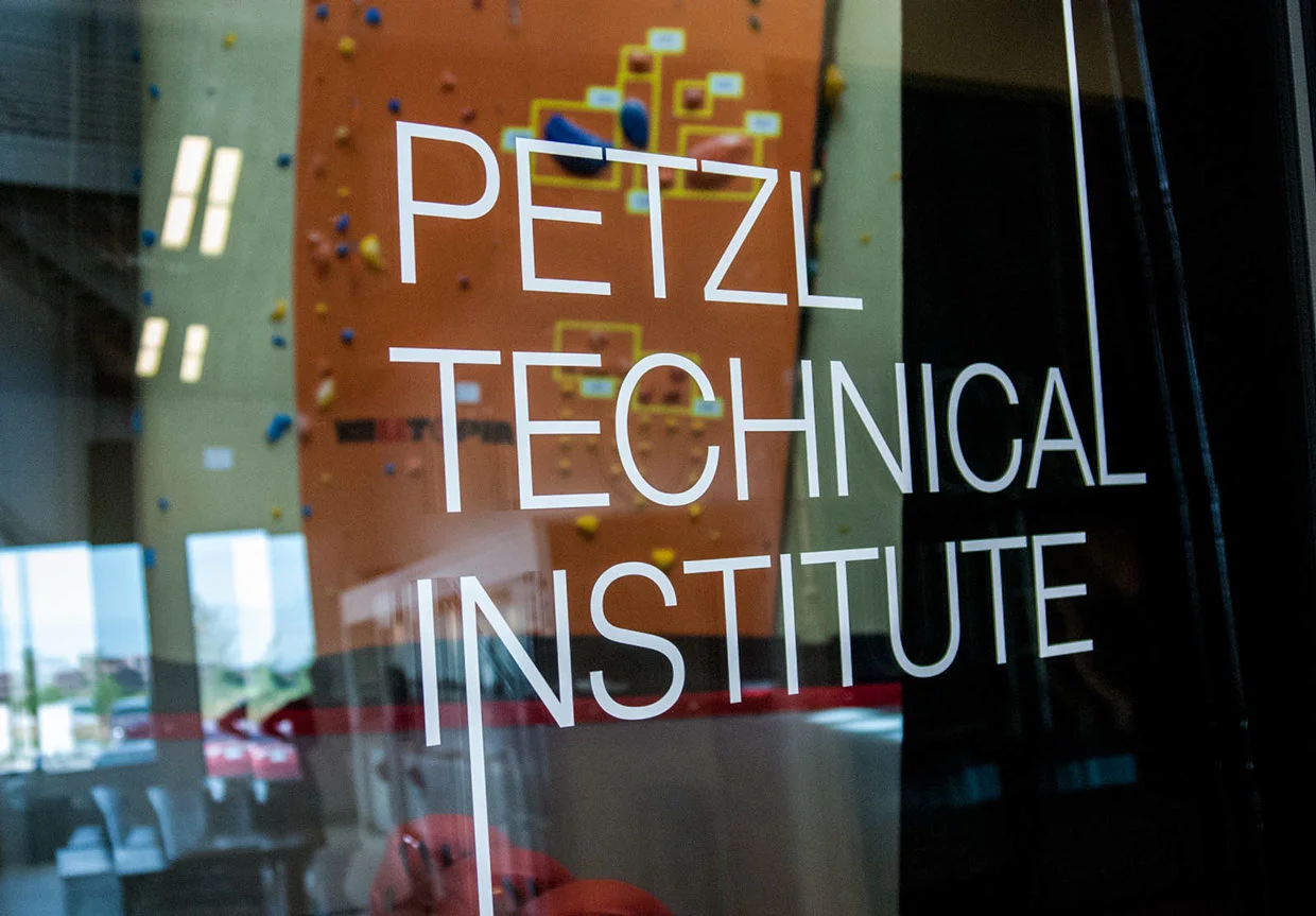 Petzl 1.jpg