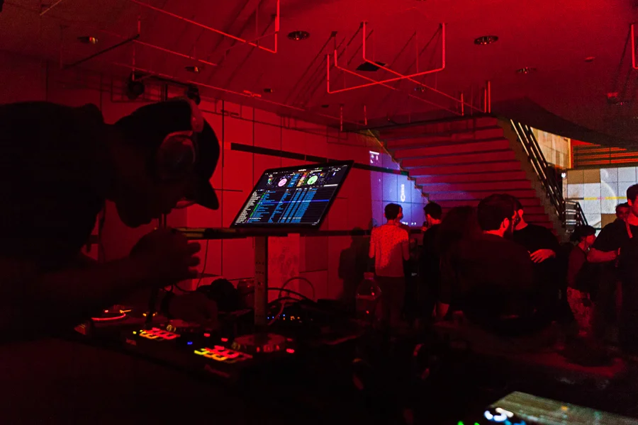20170923-99-biohackers-at-da-paarty-by-Scott-Pownall-4232.jpg