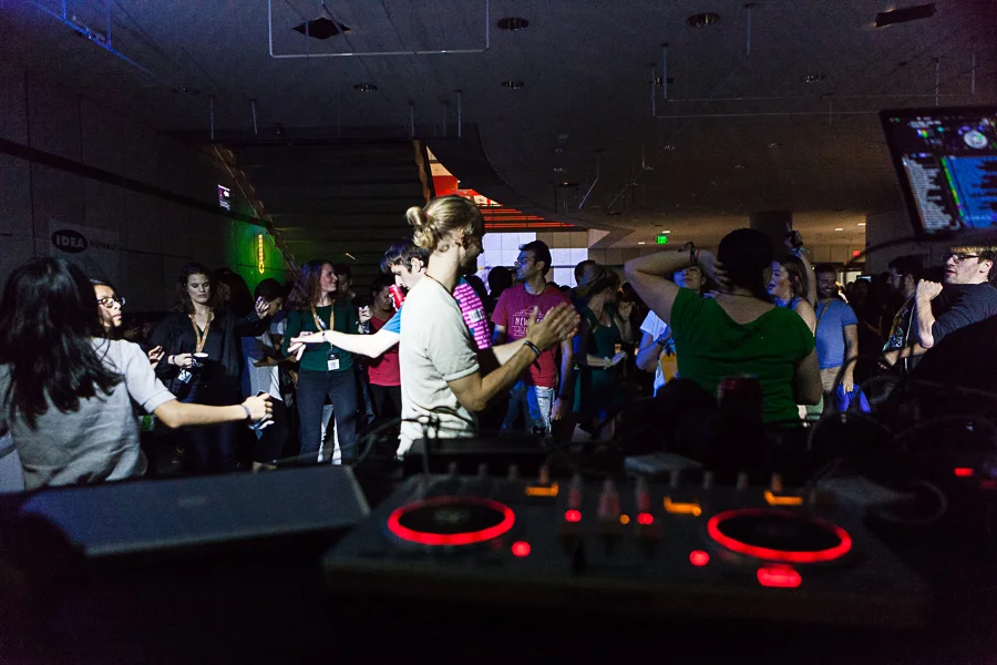 20170923-99-biohackers-at-da-paarty-by-Scott-Pownall-4374.jpg