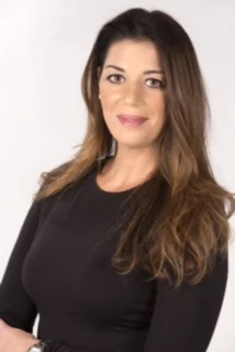 Lisa Image Small - Lisa Raggiri.jpg