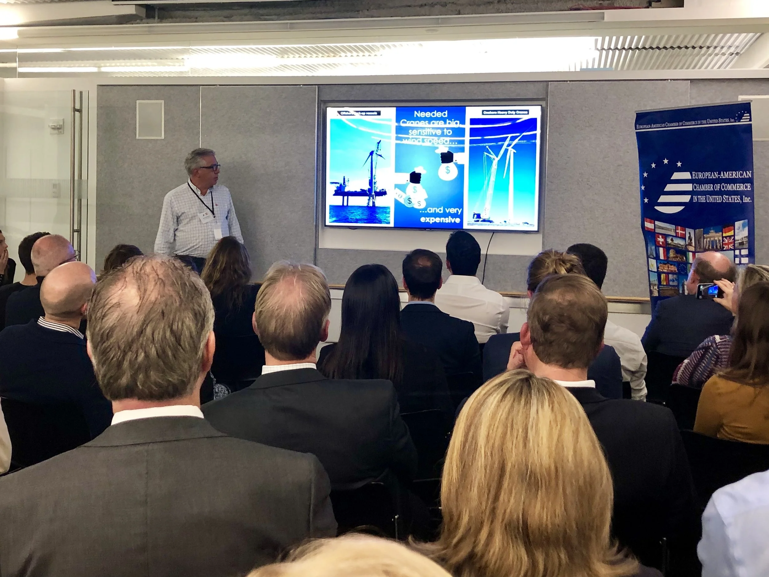 General Pitch &amp; Mix night brought together Startups from different fields