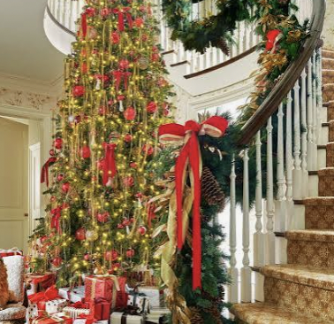 🎄 Christmas Celebration at the Luxembourg House 🎄