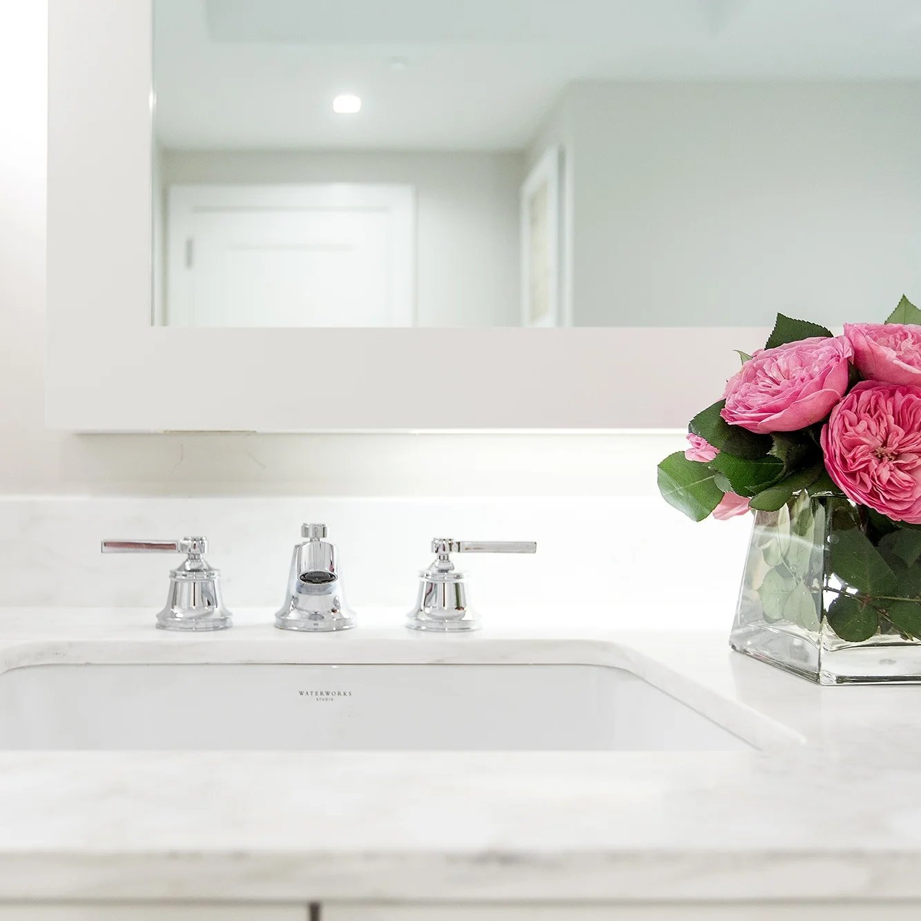 TIMELESS, CLASSIC STYLE