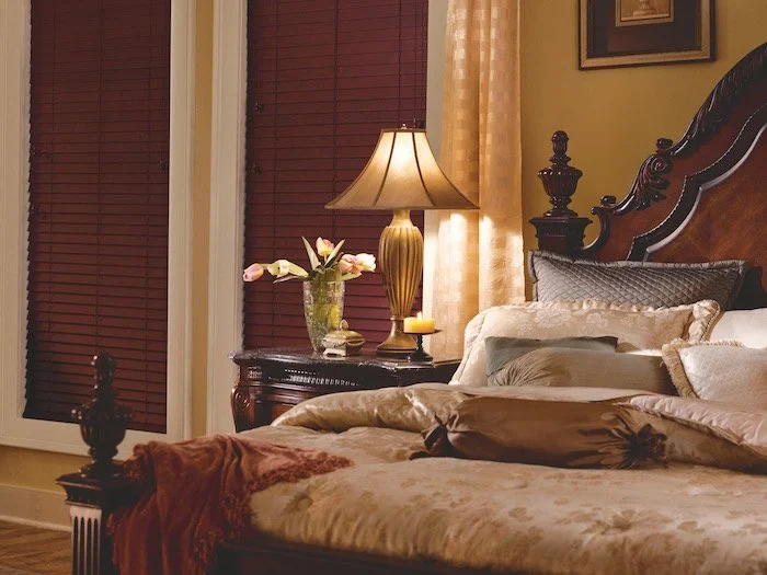 Everwood® Alternative Wood Blinds with de-Light™