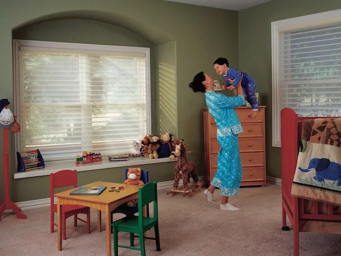 Silhouette® Window Shadings with UltraGuide®