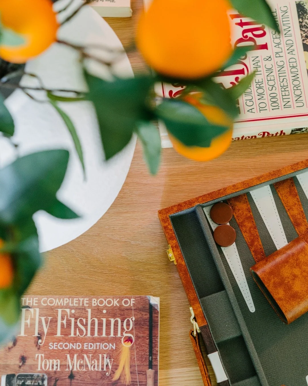 Life at Clementine Creekhouse. Bookable through @Redcottageinc
.
.
.
.
.
#VacationRental #BedoomDesign #InteriorDesign #UpstateNY