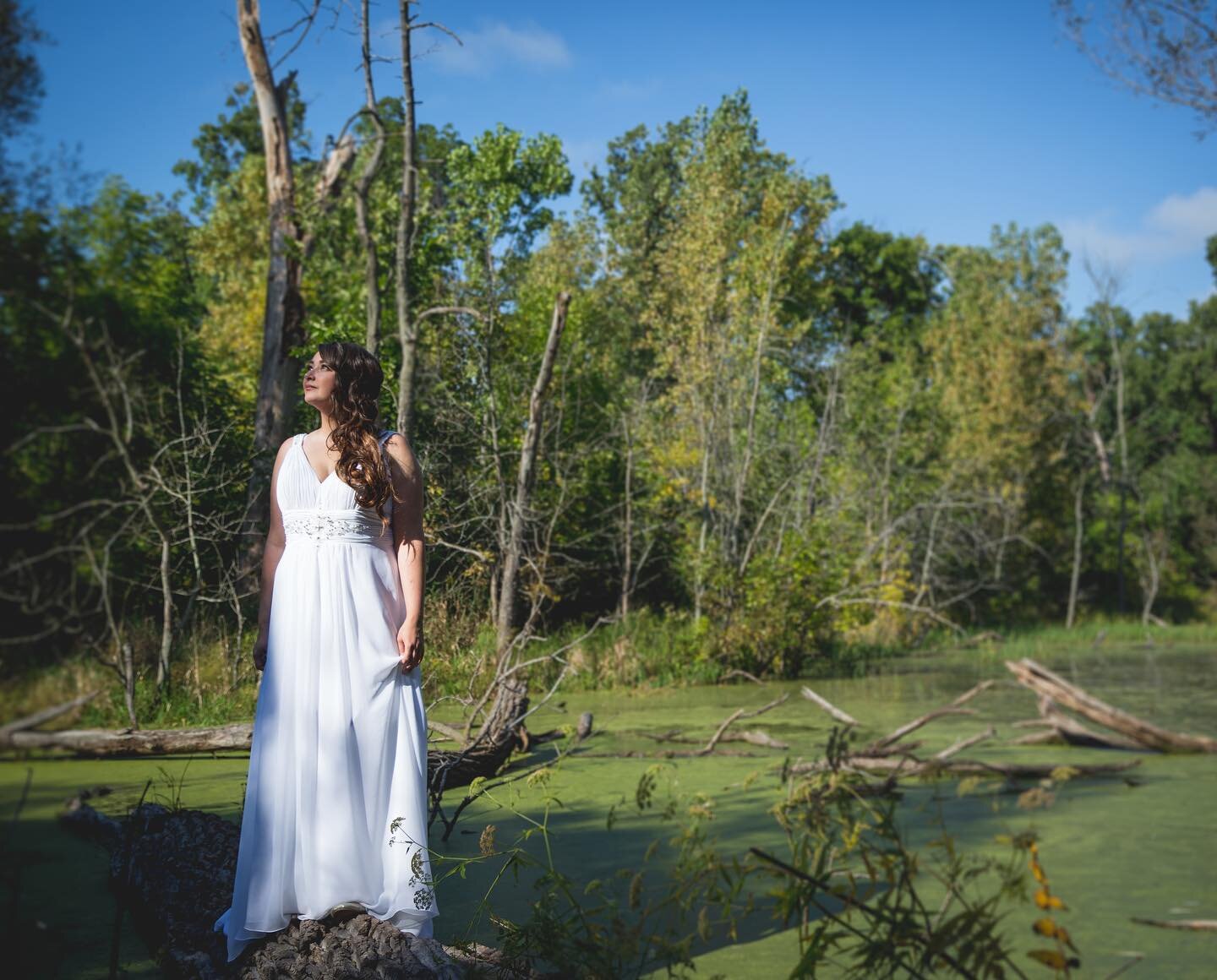 Melissa + Arron. Still cannot believe Melissa was down for standing on a log in a pond. Bravest bride every! Photo by @bc__photo @radphoto @figweddings #figweddings #weddingphotography #weddingphotoinspiration #chicagobrides #canonusa #chicagowedding
