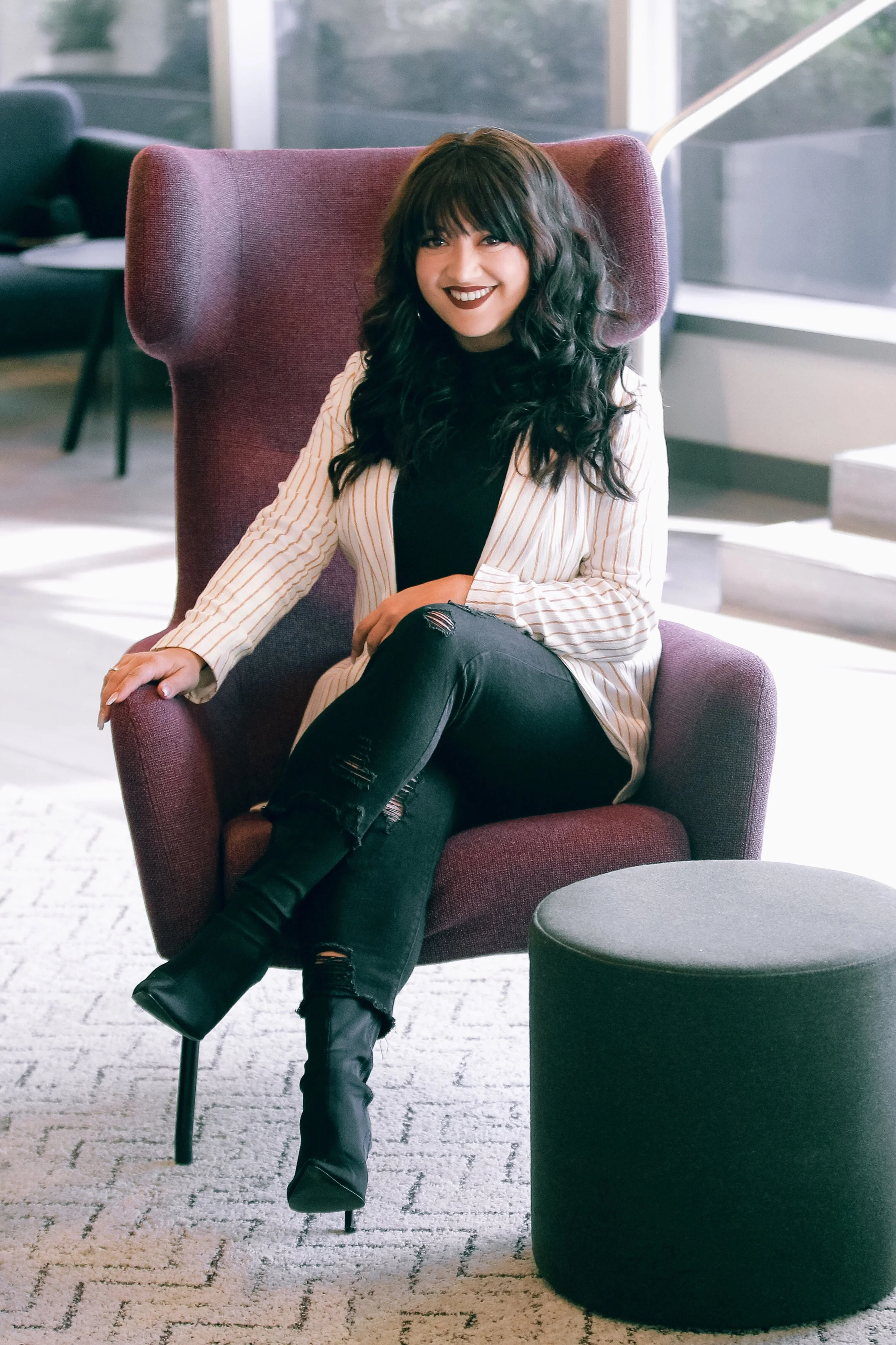 Lauren "Lo" Sessions