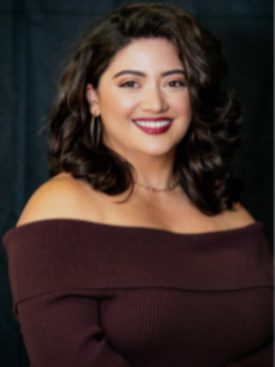 Lauren "Lo" Sessions