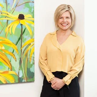 -Lorna MacMillan, Founder & CEO