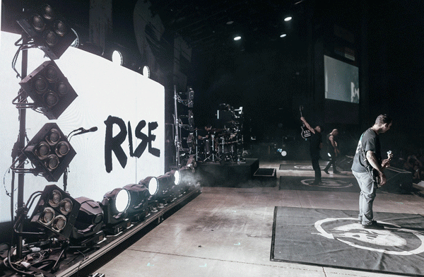 rise-against-3-twitter.gif