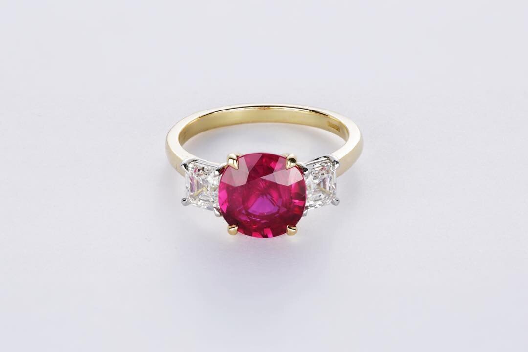 Goodbye beautiful ruby, a stunning example of what ans exceptional ruby should look like, this was a no heat cushion, but that&rsquo;s not all, it was also an incredibly clean, vibrant material and just dreamy, an absolute gem of a stone, you were a 