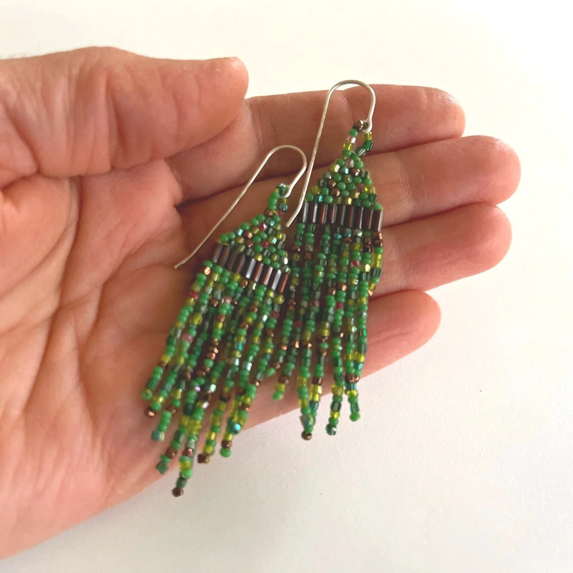 Magenta+Flicker+Earrings+2.jpg