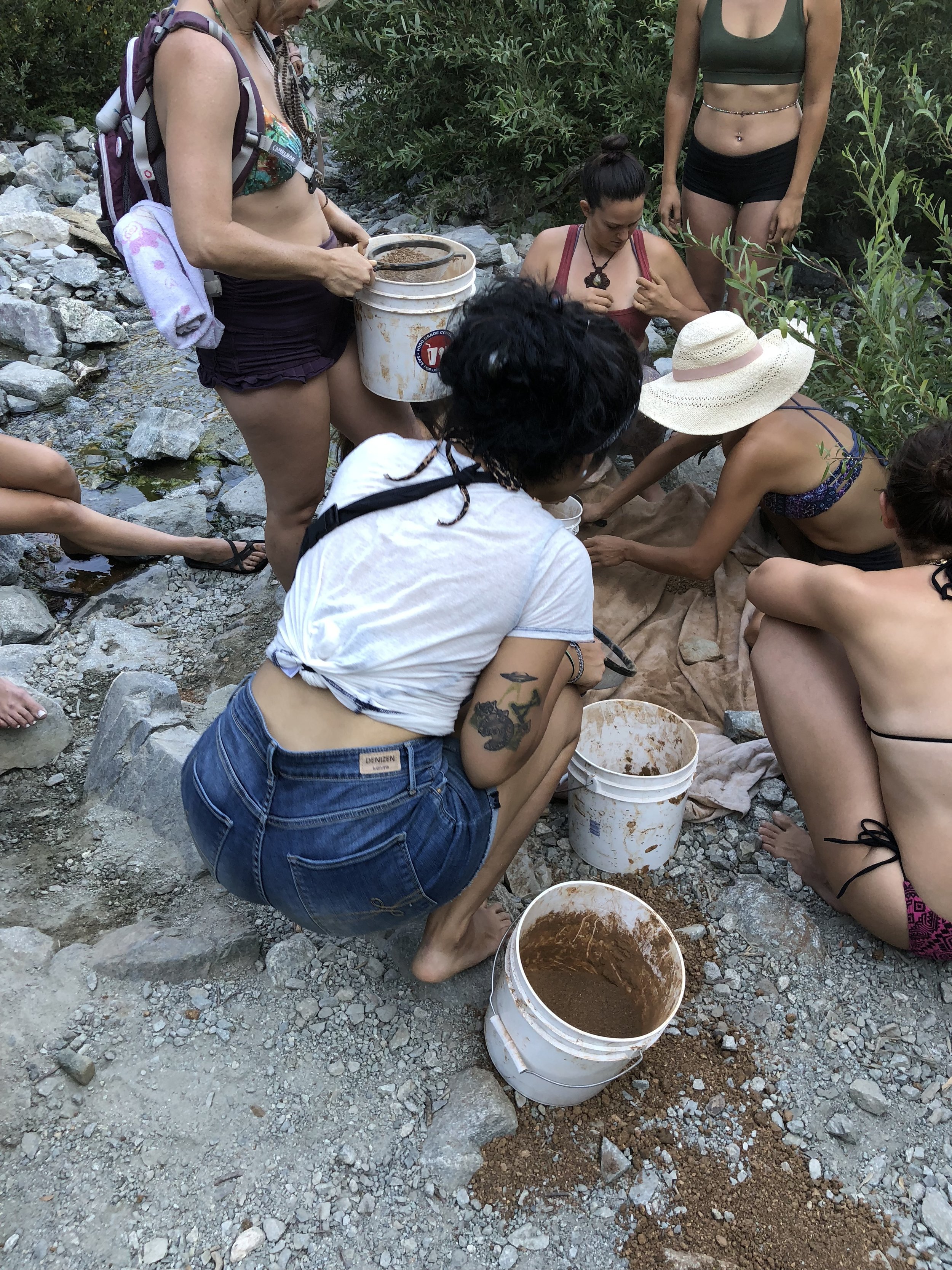 Primitive Pottery Workshop