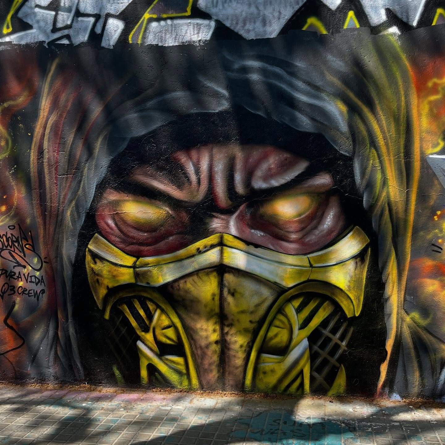 @scorns.one #scorns.one #streetart #bcnstreetart #streetartbarcelona #spraypaintart #spraypaintbarcelona #urbanart #urbanartist #barcelonastreetart #arteenlascalles #bcnstreetstyle #bcnstreetstyletour #arteurba #barcelonastreetstyletour #barcelonastr