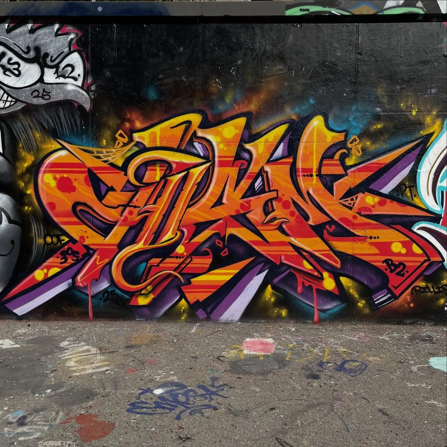 #graffiti #graffitiart #graffitiartist #graffitibarcelona #barcelonagraffiti #spraypaint #spraypaintart #bcngraffiti #arteenlascalles #spraypaintbarcelona #arteurba #bcnstreetstyletour #barcelonastreetstyletour #barcelonastreetstyletour.com #streetar